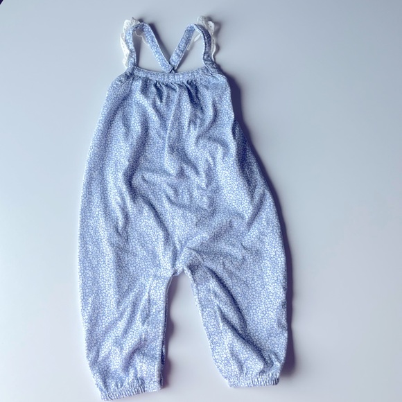 Baby Gap romper EUC Size 6-12 months - Picture 1 of 4